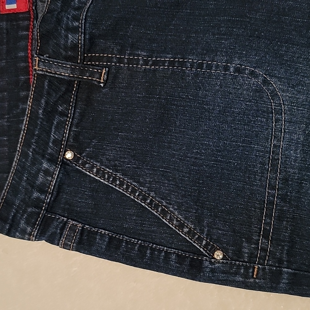 Westport Denim Capri - Picture 7 of 10